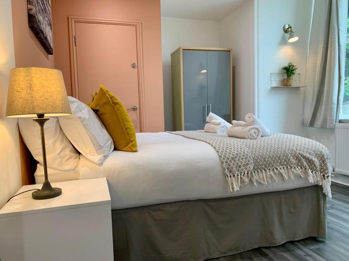 Stunning Rural Apartment - Sleeps 4 - Parking Lichfield Eksteriør billede